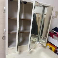 ドレッサー