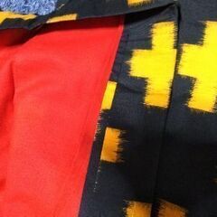 黒地にみかん🍊色の画像