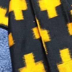 黒地にみかん🍊色の画像