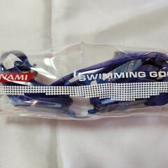 水泳用ゴーグル　ブルー　ケース付き 大人向け　コナミの画像