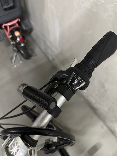 限定美品！7段変速
DAHON 折りたたみ自転車 Vybeモデル