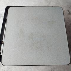 中古こたつ　天板サイズ約75cm四方　動作しますの画像