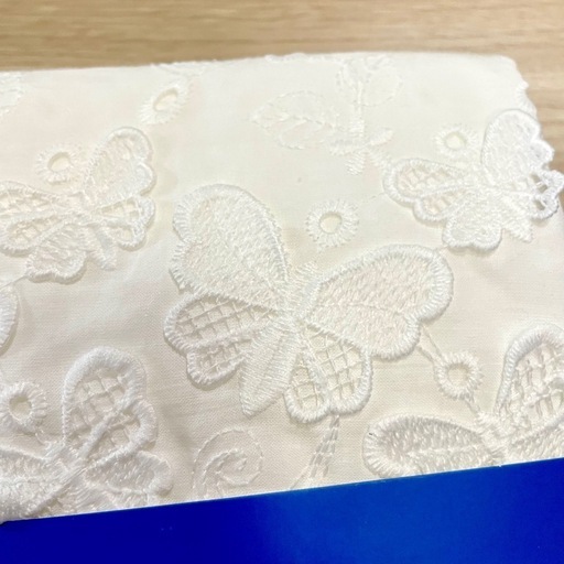 新品 - Time for tea立体刺繍入りバタフライナプキン4枚セット x2 新品 - Time for tea 立体刺繍入りバタフライナプキン（ホワイト