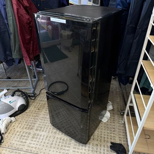 【特価商品】MITSUBISHI 冷蔵庫 MR-P15X-B 2014年製 146L 単身サイズ