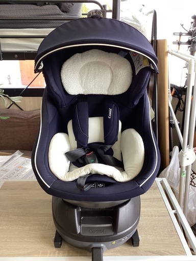 美原店 Combi/コンビ クルムーヴ スマート ISOFIX CG-UIG  ネイビー チャイルドシート ジュニアシート 新生児〜4歳くらいまで 4ヵ月～4才 7kg～13kg