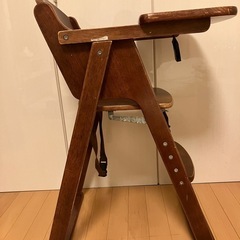 ！最終価格！9月9日には処分します。引渡し日時は7/9超えても可能です。子供用　椅子　机の画像