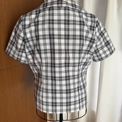 事務服　半袖　オーバーブラウスの画像