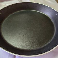 パエリア鍋　テフロン加工　少し傷アリ　IH対応(？)の画像
