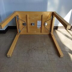 無印良品 天然木（ラバーウッド）製折りたたみテーブルの画像