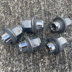 【中古】トヨタ車用平座ナット20個セットの画像