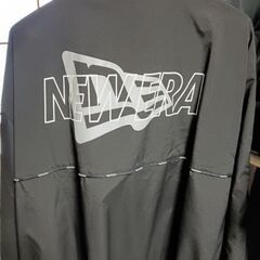 新品タグ付き　ニューエラ　トラックジャケットの画像