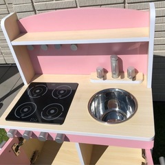 【3/31まで】木製のママごとキッチンです。の画像