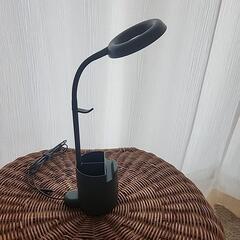 IKEA　卓上ライト