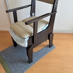 美品ポータブルトイレ 家具調 パナソニック