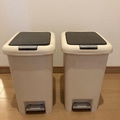 （決まりました）ニトリのゴミ箱2個セット
