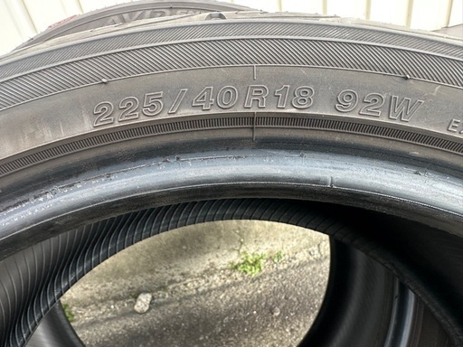 夏タイヤ　YOKOHAMA AVID ENVigor 225/40R18 4本