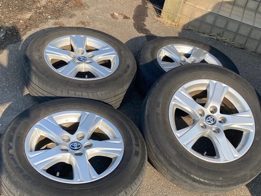 【決まりました】
30アルファード純正16インチホイール