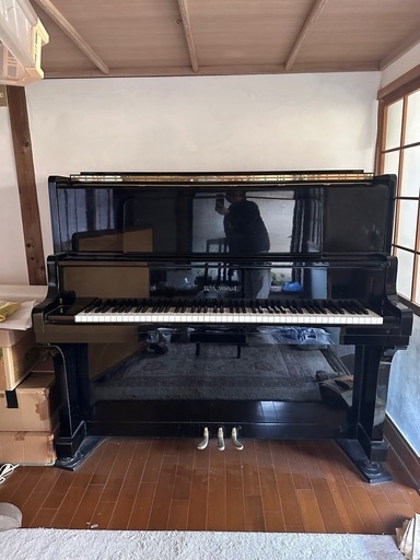 アップライトピアノ