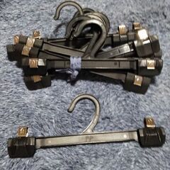 パンツ、スカートハンガー