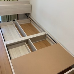 【終了】【0円】ニトリ　収納付きベッドフレーム　シングルの画像