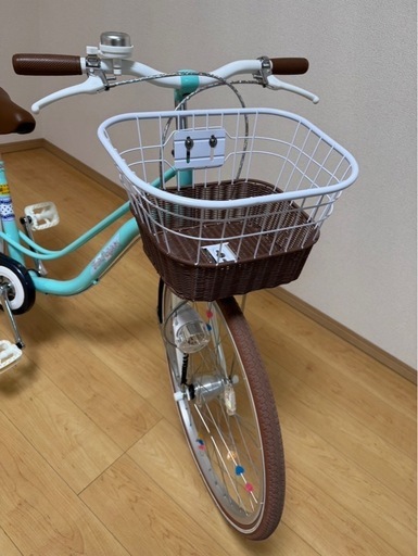 C.Dream フルーツパフェ　美品　自転車　24インチ　オートライト　