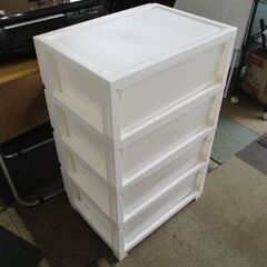 4段 プラチェスト 幅54㎝ 白 衣類収納 衣装ケース 箪笥 チェスト タンス 札幌市東区 北20条店の画像