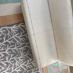 背もたれ付きベンチの画像