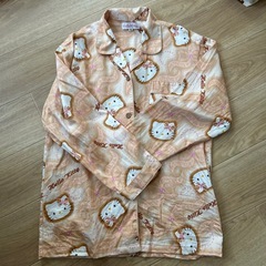 レディース　ハローキティ　パジャマ