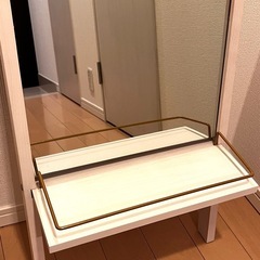 立てかけミラーの画像