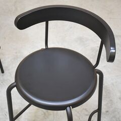 ≪zyt2014ジ-中≫ [2脚セット] IKEA カウンターチェア YNGVAR/イングヴァル 大きめ/ワイド 座高75cm 座面直径44cm 804.173.06 バースツール/ハイチェア/おしゃれ/モノトーン/中古家具/宮城県仙台市 70303-08の画像