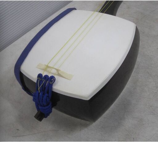 三味線 収納袋付き 弦楽器 和楽器 民謡 日本伝統音楽 撥弦楽器 弦鳴楽器