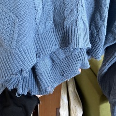 ブルーニット　ぽわん袖の画像