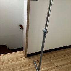 押入れ用ハンガーラックの画像