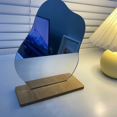 鏡 ミラー ウェーブ おしゃれ の画像