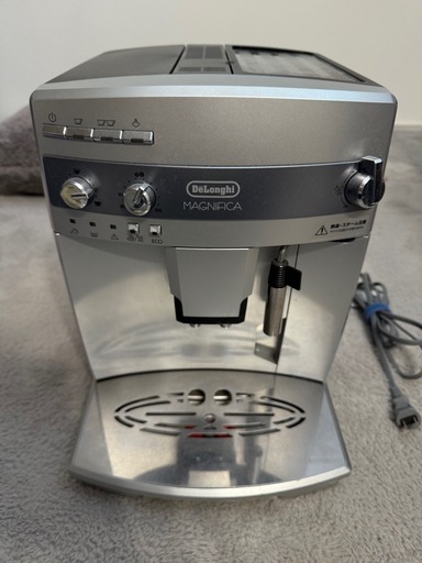 デロンギ　ESAM03110S　全自動エスプレッソマシン　「マグニフィカ」