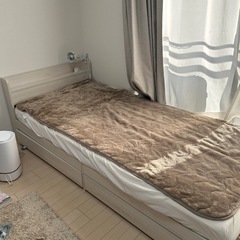 シングルベッドの画像