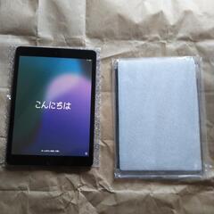 Apple アップル iPad Wi-Fiモデル 第7世代

グレー 未使用ケース付きの画像