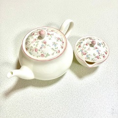 今月末出品取下げ予定　花柄　ティーポット　ノリタケ　美品