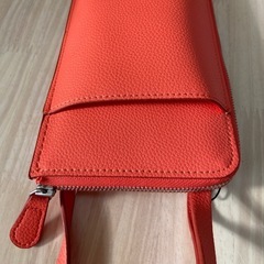 ユニクロ　レザータッチ　ウォレットショルダーバッグ　オレンジの画像
