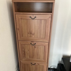 収納棚、収納ボックス