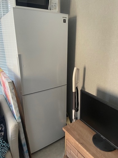 SHARP 冷蔵庫　1〜2人暮らし向け\n