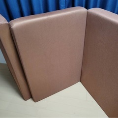 今日・明日受け渡し希望！3つ折りマットレス　敷布団もセット可の画像