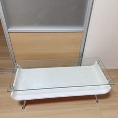 ガラス　ローテーブルの画像