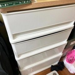 いしょうだんす 
