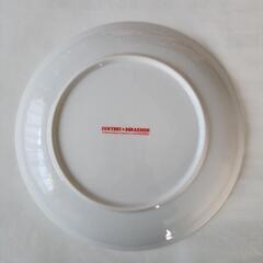 ドラえもんのお皿の画像
