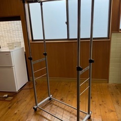 パイプハンガー