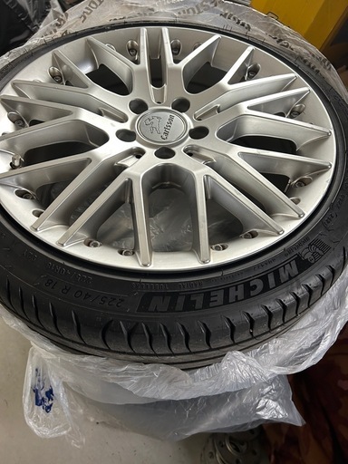 カールソン 225/40/18  4本 ベンツBMW