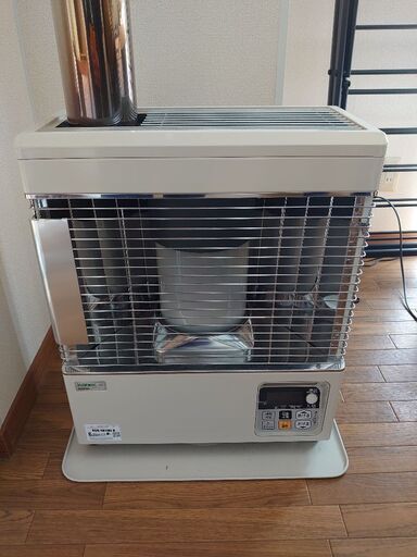 商談中【美品】長府製の煙突式ストーブ（新品で購入して2シーズン使用）