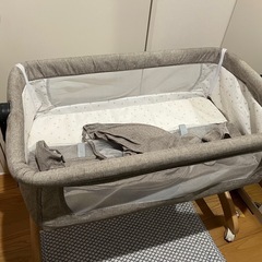 ベビーベッド