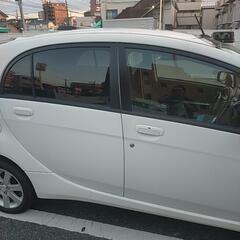 電気自動車アイミーブの画像